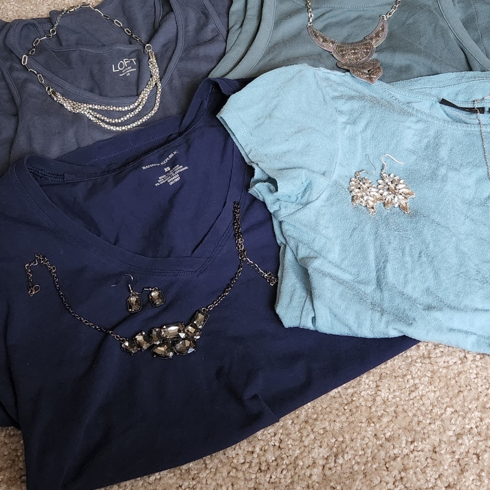 Blue Bundle of Tops